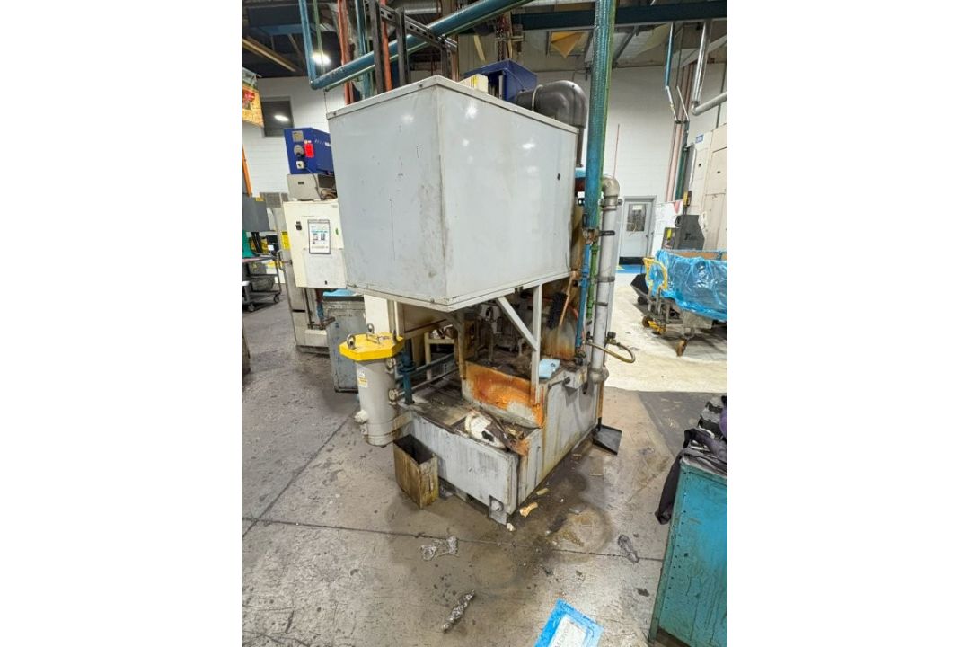 Better Engineering F-3000-P, 36" Parts Washer - Image 2 of 6