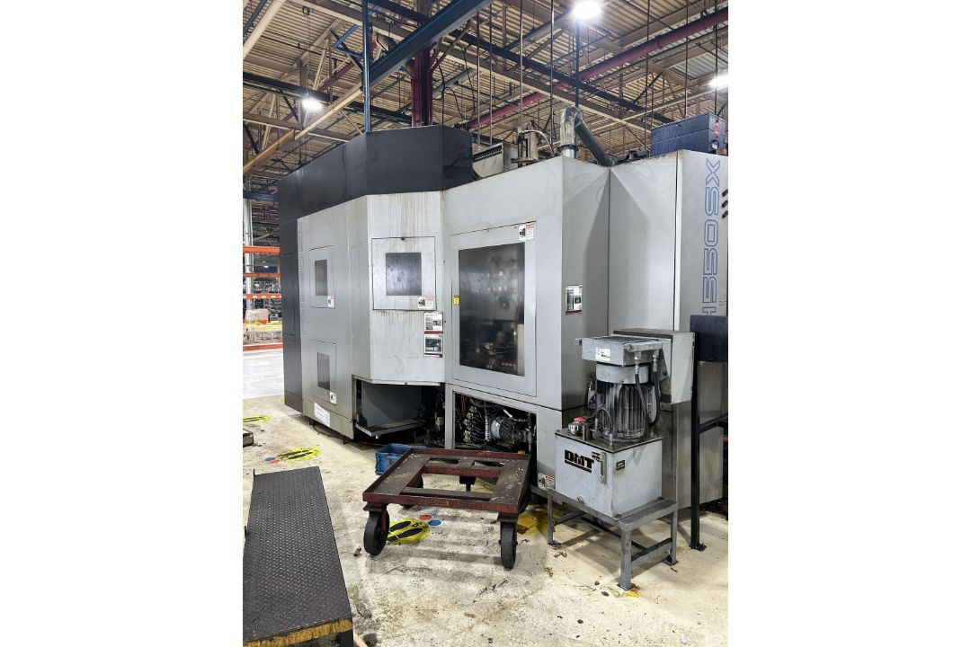 Toyoda FH550SX 4-Axis CNC Horizontal Machining Center - Image 3 of 15