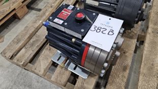 New in Box Hydra-Cell H25XKBTHFECA Diaphragm Pump with Brass Head