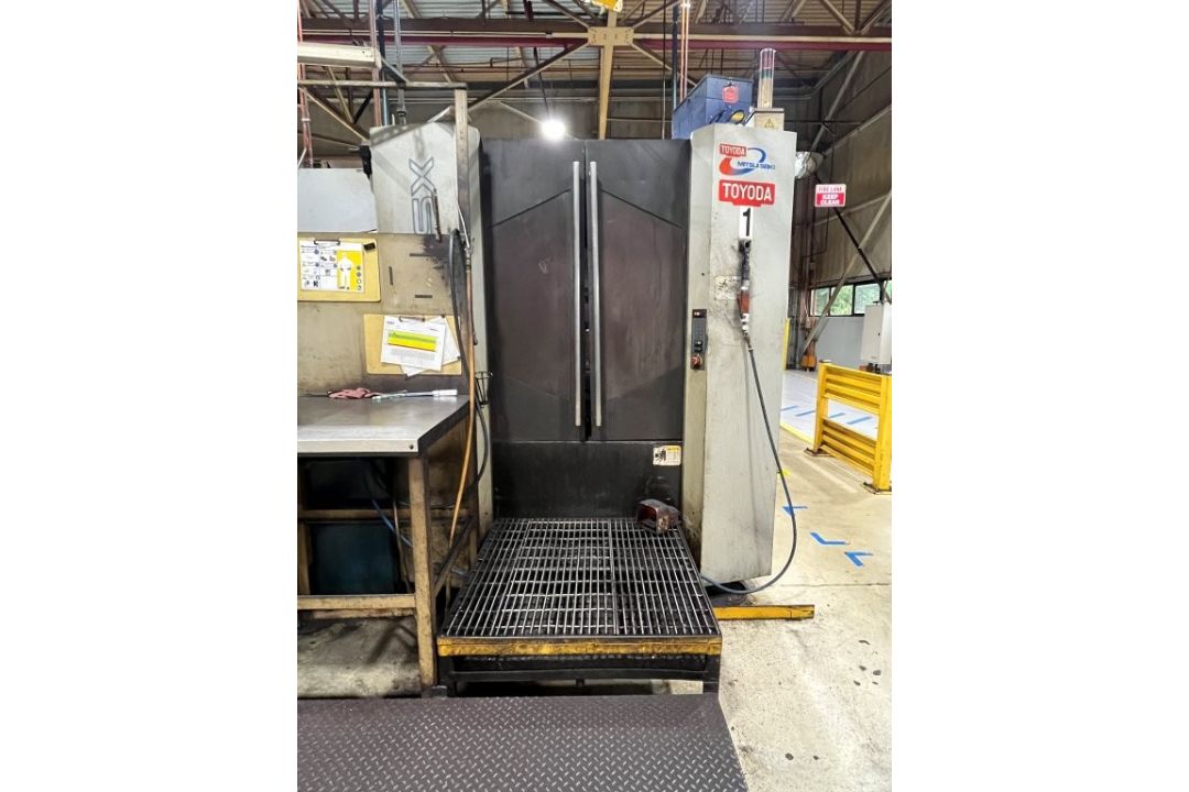 Toyoda FH550SX 4-Axis CNC Horizontal Machining Center - Image 8 of 10