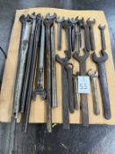 Lot of Assorted Tap & Die Tooling