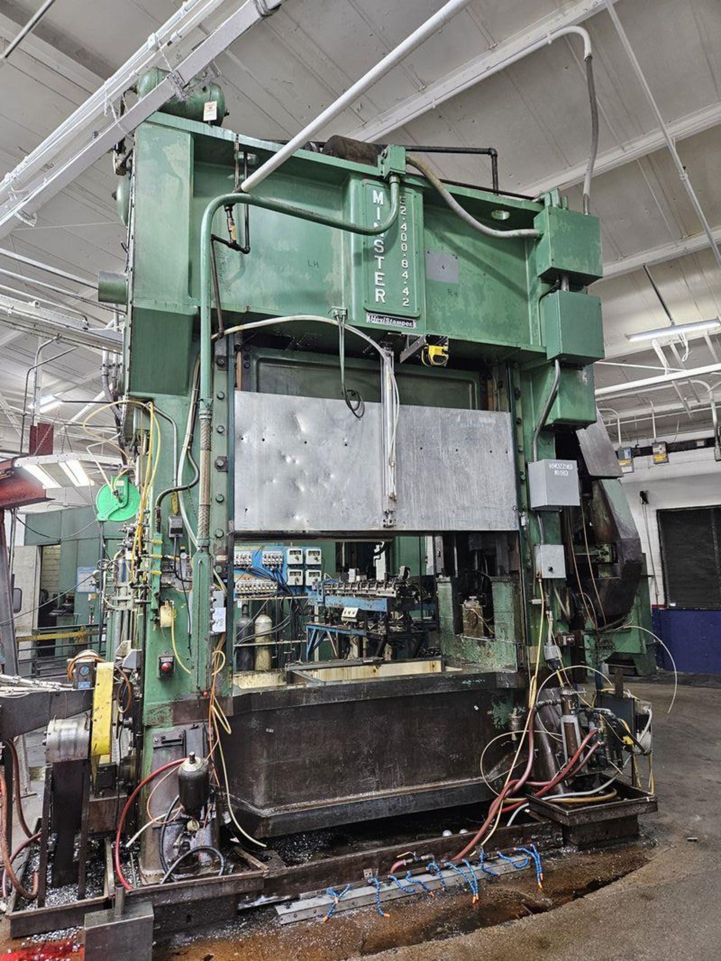 Minster E2-400-84-42 Hevi Stamper 400-Ton Straight Side Double Crank Press