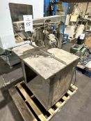 Black & Decker 7780/3431 Radial Arm Saw, S/N 403U154