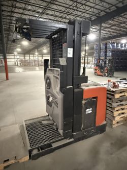 Raymond EASI-OPC30TT 3,000-Lb Electric Order Picking Stand-Up Forklift