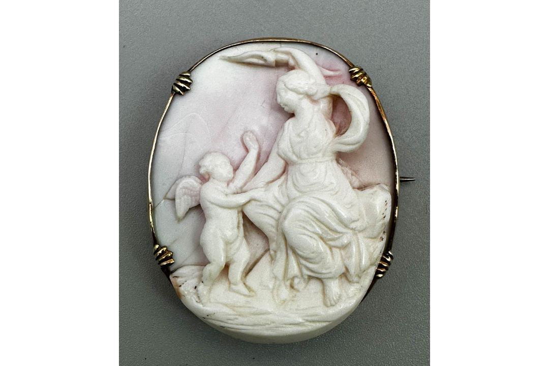 Large allegorical coral cameo Brooch, c1850 - Image 1 of 9
