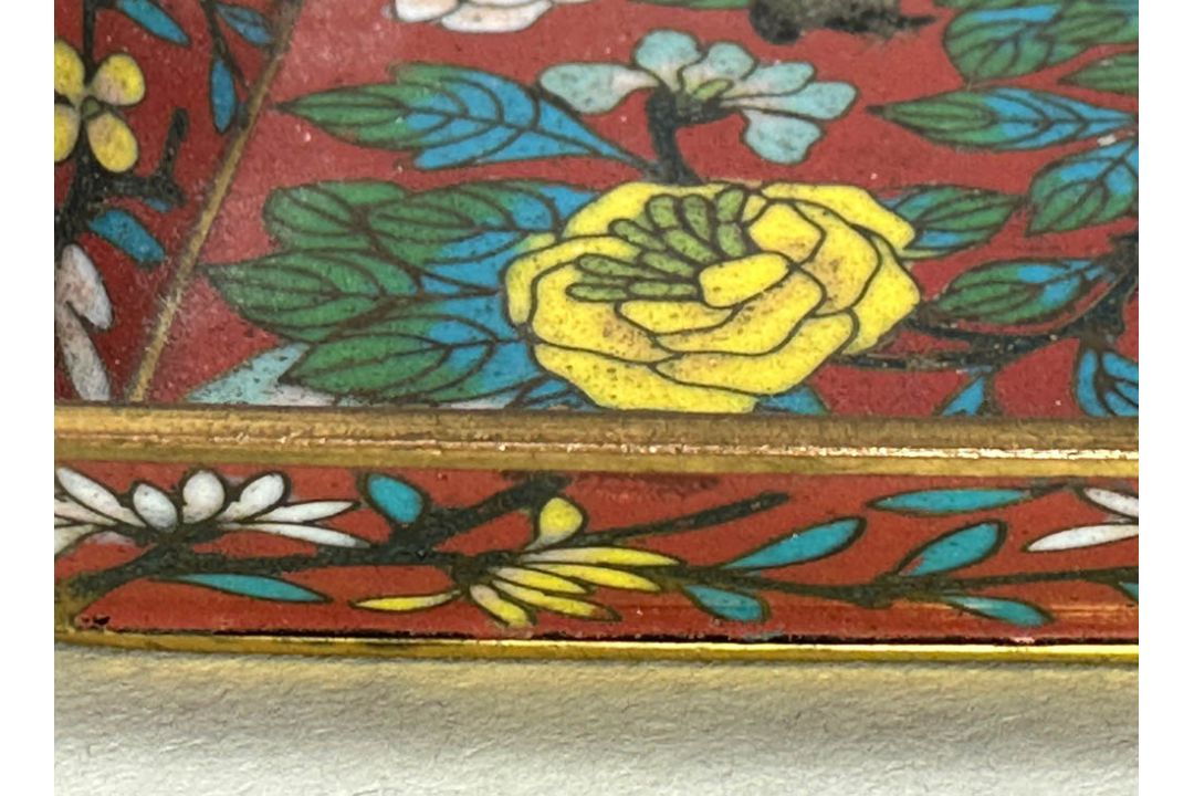 Chinese Cloisonne Small Tray decorated with Flowers and Rocks, 19th Century - Image 8 of 8
