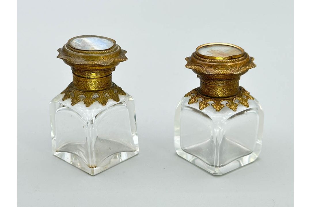 Two Palais Royal or Grand Tour Perfume Bottles, French, second half C19th - Image 2 of 10