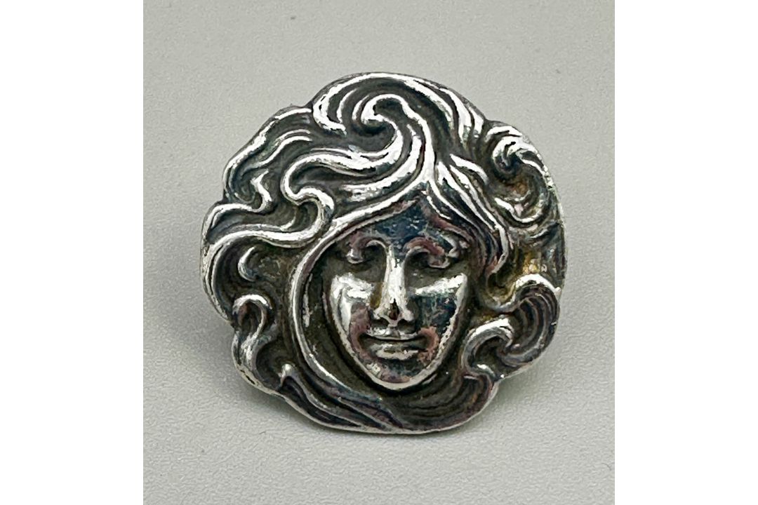 Silver Art Nouveau Earrings with ladies faces, probably Belgium or Austria c1910 - Image 2 of 5