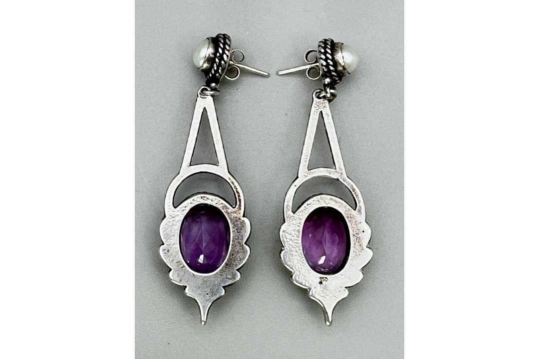 Art Nouveau silver Earrings with amethyst and pearl, probably French c1920 - Image 4 of 7