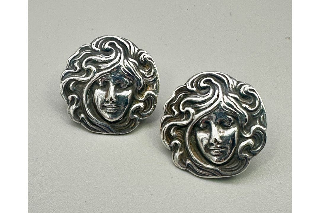 Silver Art Nouveau Earrings with ladies faces, probably Belgium or Austria c1910 - Image 1 of 5