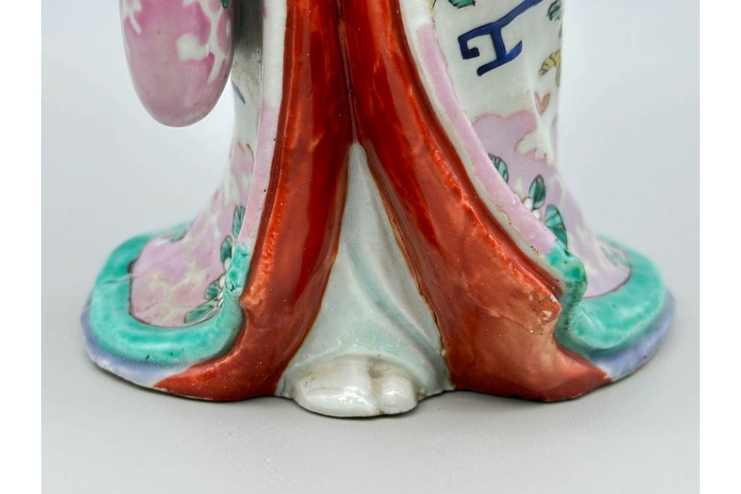Japanese Arita figure of a Bijin, second half C19th - Image 7 of 10
