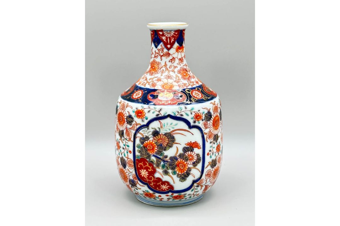 Japanese Fukagawa Imari Vase of Sake Bottle Form, Koransha Mark, circa 1880 - Image 1 of 8