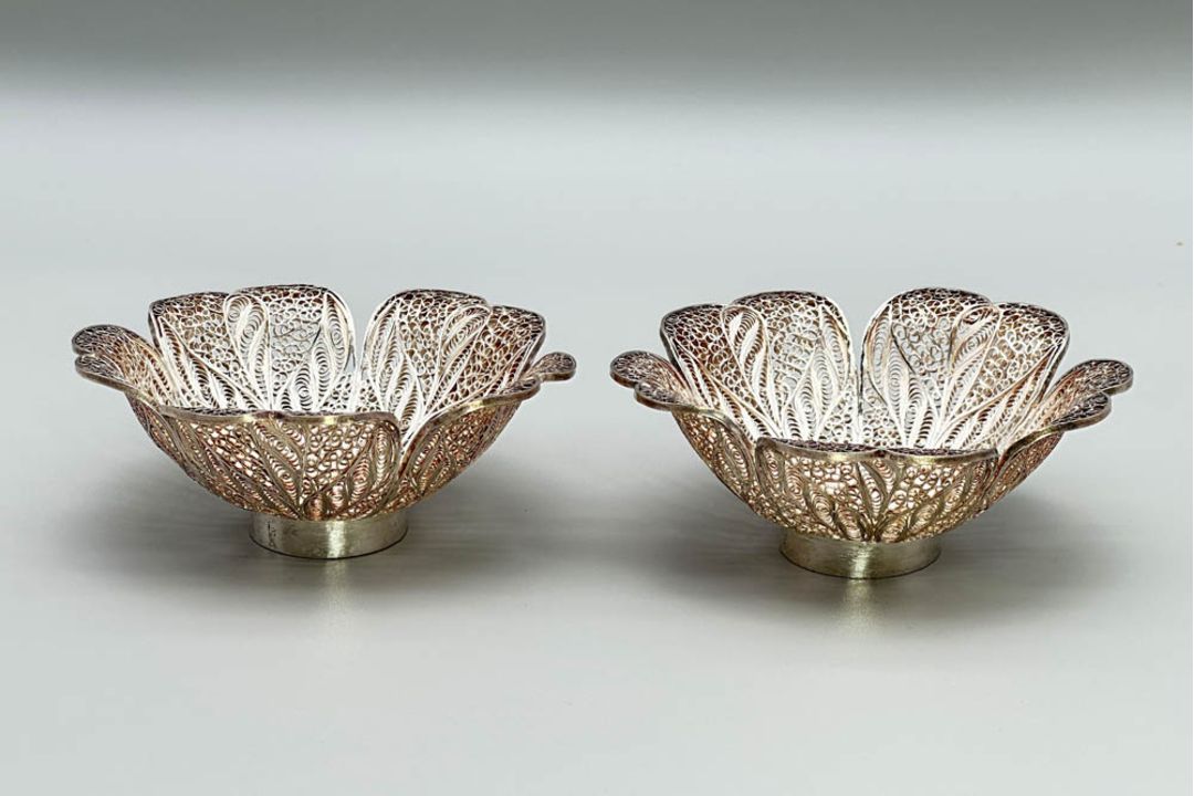 Pair of Silver Filigree Bonbonnieres, possibly Portugese, early C20th - Image 1 of 8