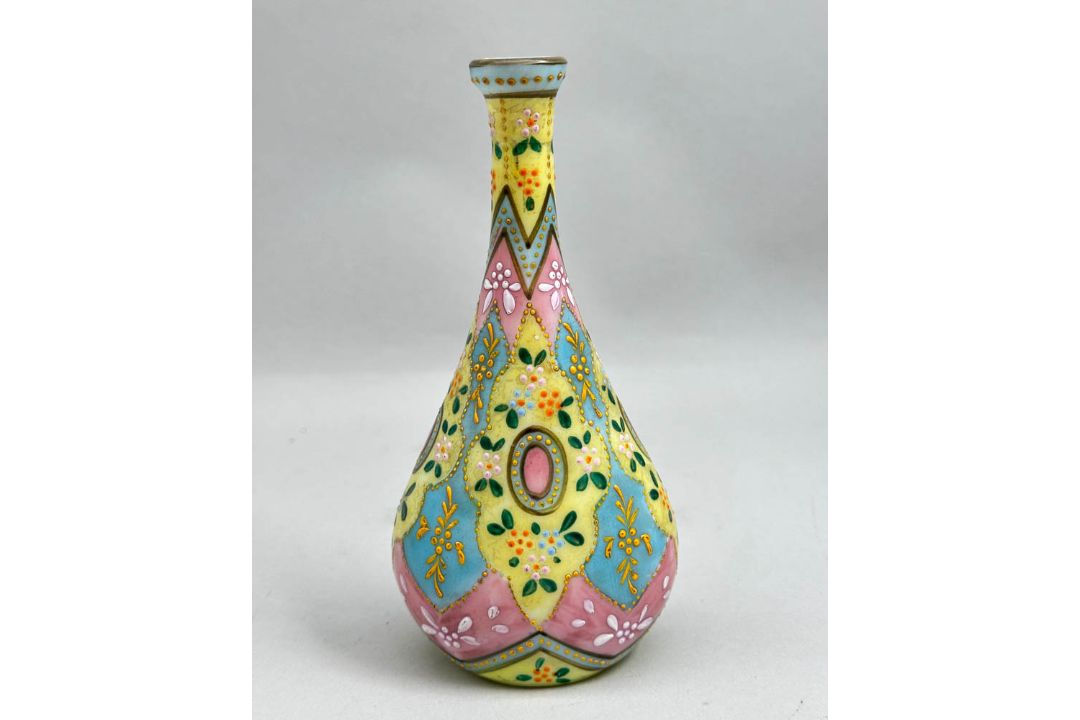 Pair of Bohemian Harrach Glass Vases, Morocco pattern, second half C19th - Image 8 of 10