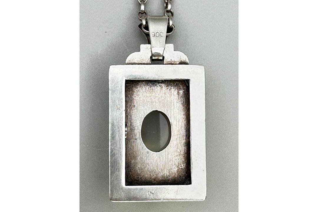 Art Nouveau silver pendant Necklace with chalcedony, probably France or Belgium c1920 - Image 5 of 9