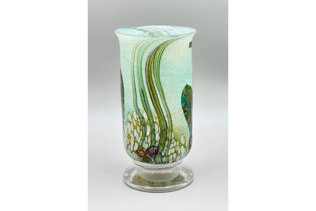 Cameo art glass Vase decorated lilies, Jonathan Harris Glass, signed and dated 2006 - Image 5 of 12