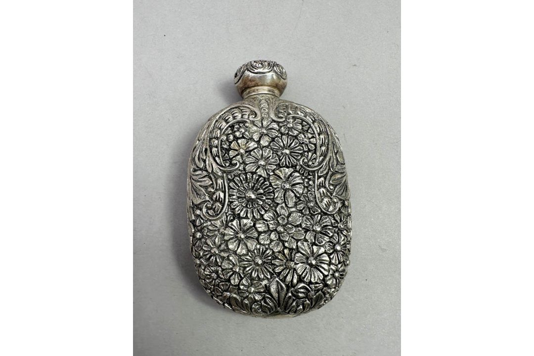 Very fine German silver scent bottle, Christoph Widmann, c1920 - Image 2 of 7