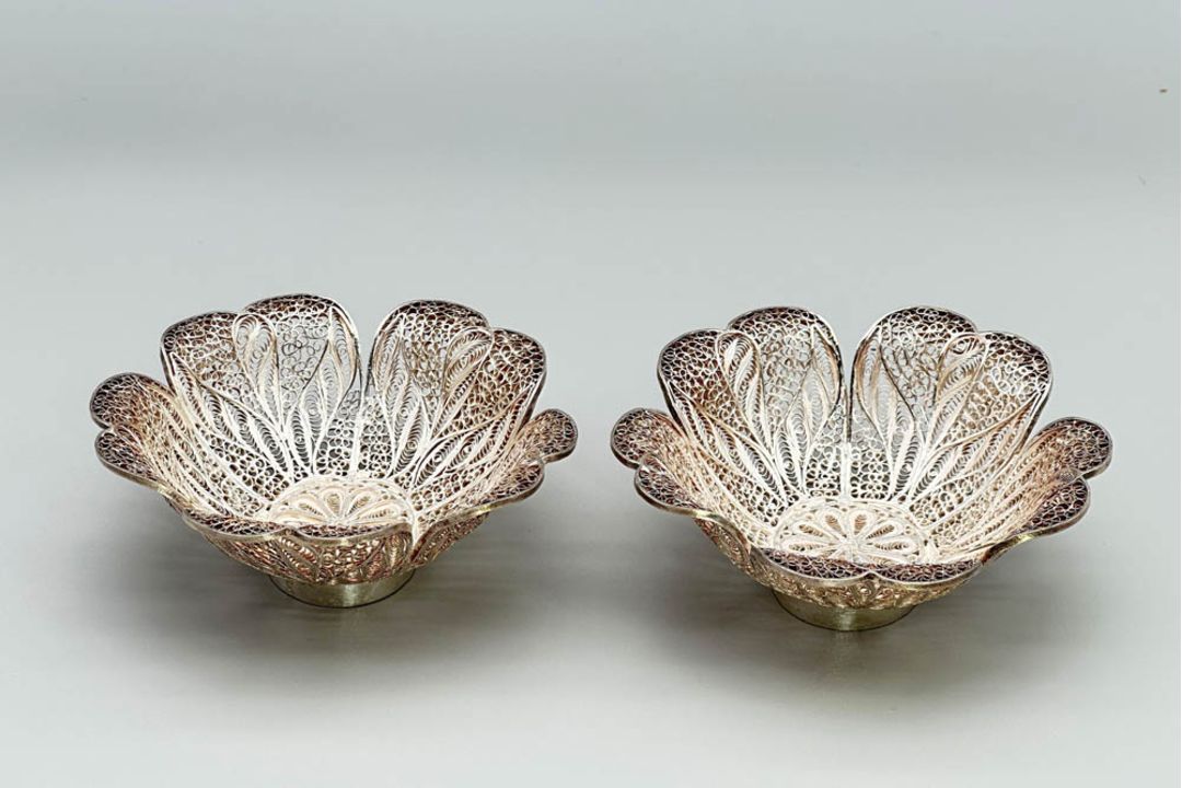 Pair of Silver Filigree Bonbonnieres, possibly Portugese, early C20th - Image 2 of 8
