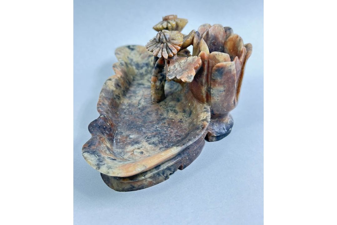 Chinese Soapstone Brushwasher with flowering lotus, early C20th - Image 2 of 10