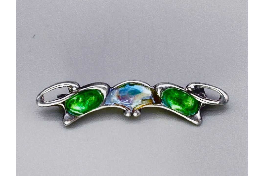 Brooch by Archibald Knox (1864 - 1933) made by W.H. Haseler for Liberty & Co, 1905 - Image 1 of 6