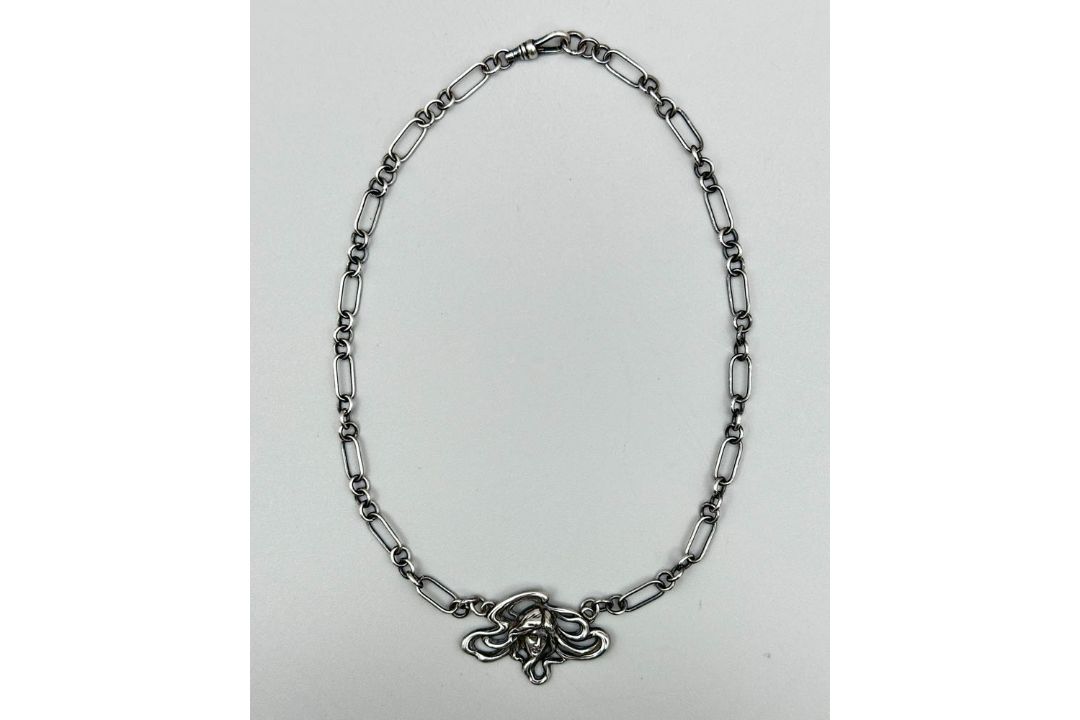Silver Art Nouveau Necklace with a lady's head, French c1900 - Image 3 of 7