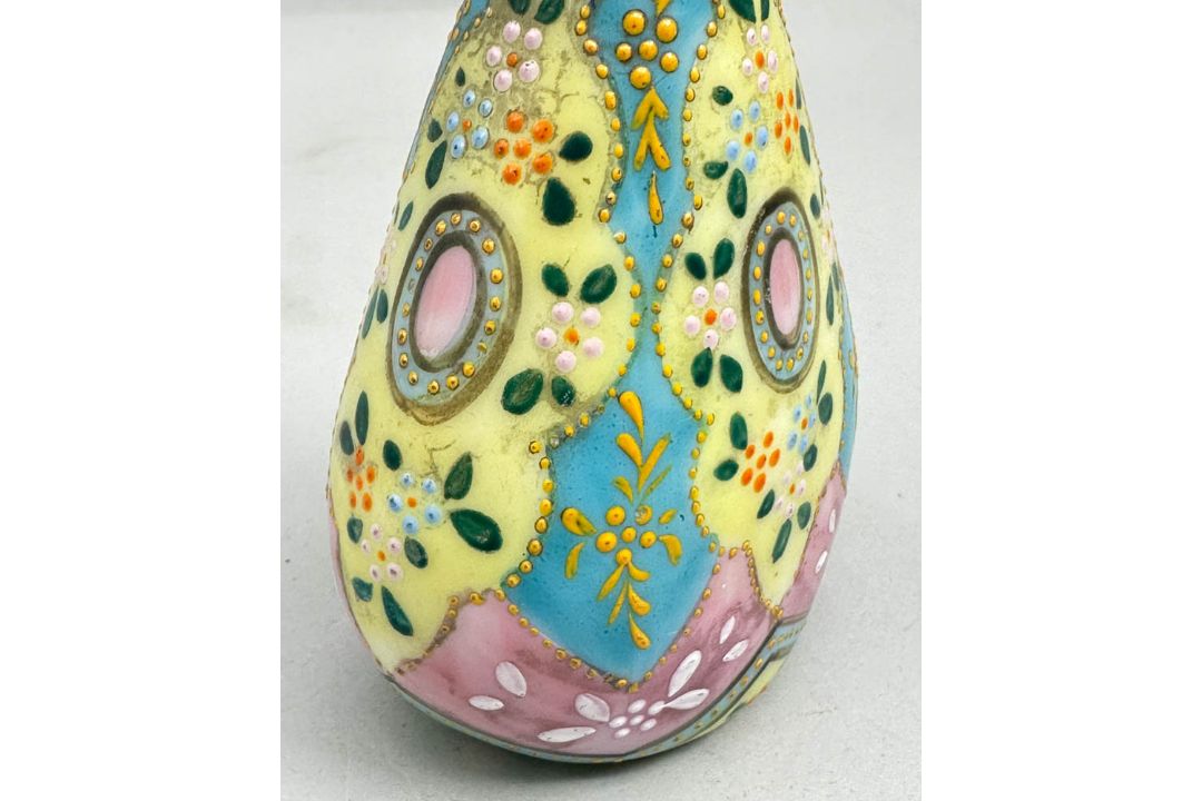 Pair of Bohemian Harrach Glass Vases, Morocco pattern, second half C19th - Image 5 of 10