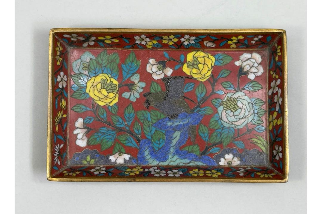 Chinese Cloisonne Small Tray decorated with Flowers and Rocks, 19th Century - Image 1 of 8