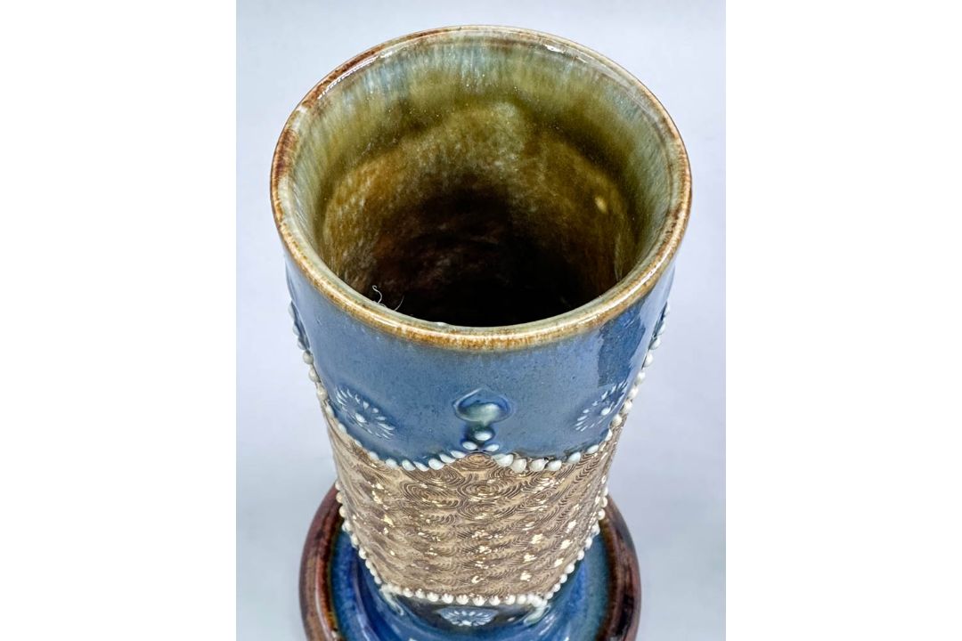 Pair of Royal Doulton Spill Vases with gilt decoration, model number 8409, 1920s - Image 2 of 7