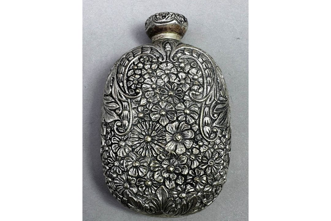 Very fine German silver scent bottle, Christoph Widmann, c1920 - Image 1 of 7