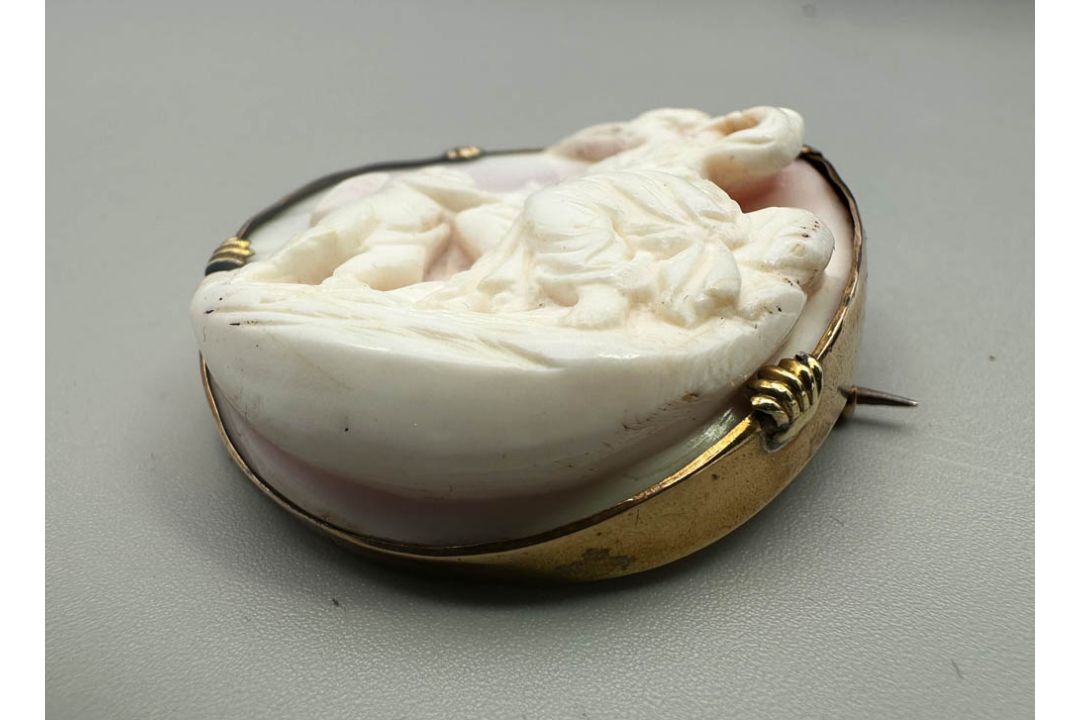Large allegorical coral cameo Brooch, c1850 - Image 6 of 9
