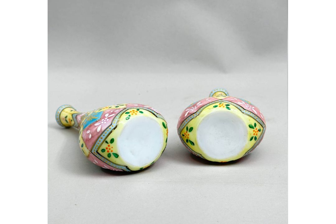 Pair of Bohemian Harrach Glass Vases, Morocco pattern, second half C19th - Image 10 of 10