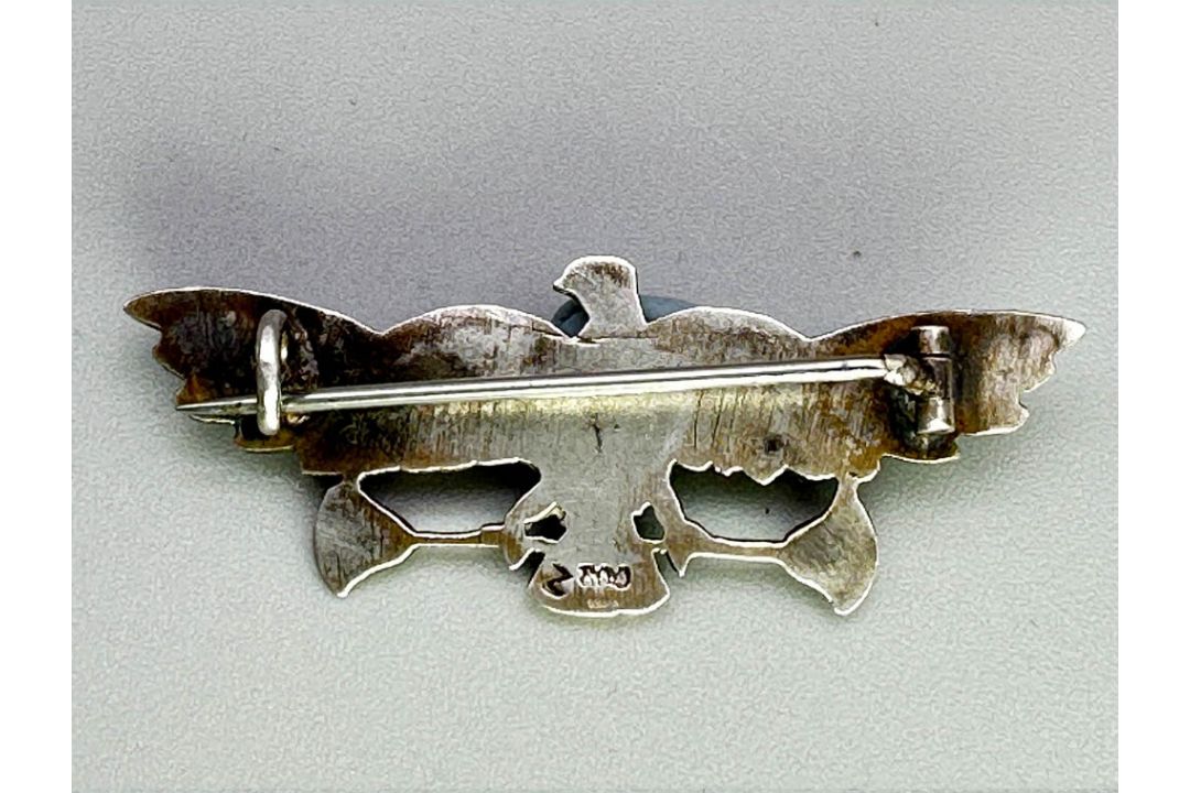 Georgian Egyptian Revival silver and enamel Brooch, c1820 - Image 5 of 7