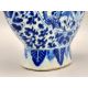 Chinese blue and white Pilgrim or Moon Vase decorated with dragons and flowers, C19th - Image 8 of 8