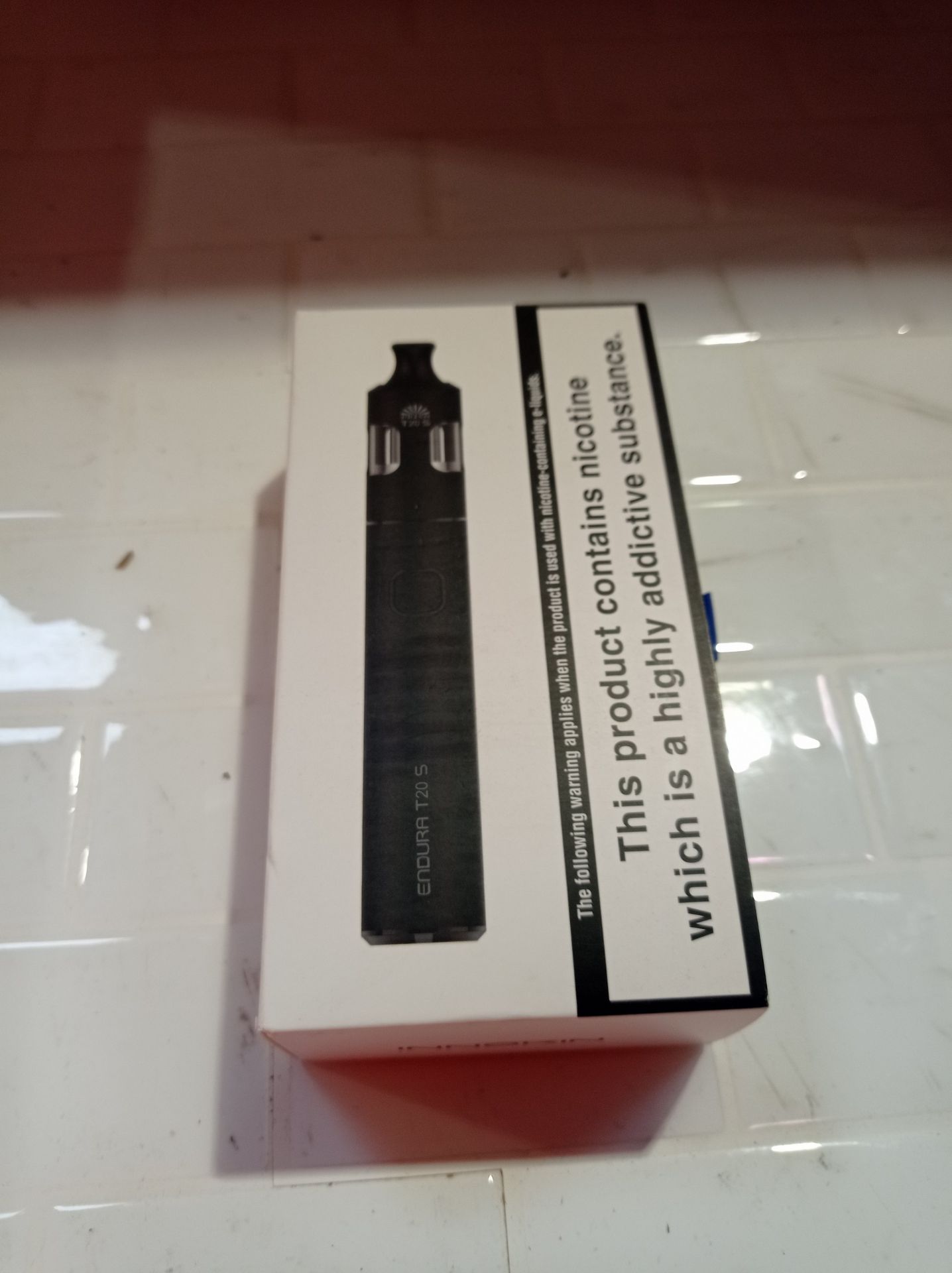 RRP £24.49 Genuine Innokin Endura T20S Starter Kit 1500mAh Battery with Prism T20-S Tank - Image 2 of 2