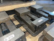 Kurt Mdl. D80 Precision 8" Machine Vise