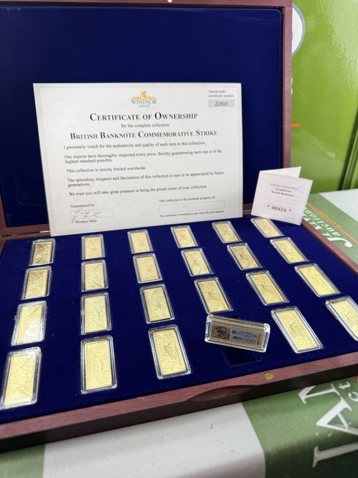 2023 Windsor Mint British Banknote Commemorative?24 K Gold Plated Ingots - Image 2 of 8