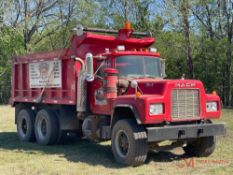 1984 MACK RD686S TANDEM DUMP TRUCK