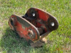 2006 ESCO HYDRAULIC COUPLER