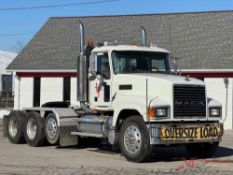 2007 MACK CHN613 TRI-AXLE DAY CAB TRUCK TRACTOR