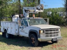 2001 CHEVROLET 3500HD BUCKET TRUCK