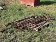 CONTENTS OF PALLET: NUMEROUS WATER CUT OFF TOOLS