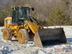 CAT 930G RUBBER TIRE LOADER