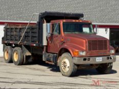 1999 INTERNATIONAL 4900 T/A DUMP TRUCK