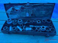 SOCKET SET W/ CASE
