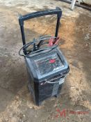 SCHUMACHER BATTERY CHARGER
