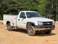 2002 CHEVROLET 2500 HD SERVICE TRUCK