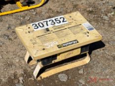 PORTABLE POWER DISTRIBUTION BOX