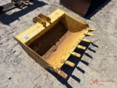 36 BACKHOE TOOTH BUCKET