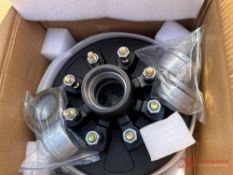 UNUSED 8 LUG TRAILER HUB