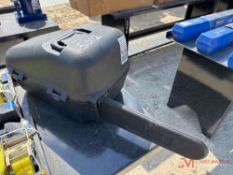 POULAN PRO 220LE CHAINSAW W/ CASE